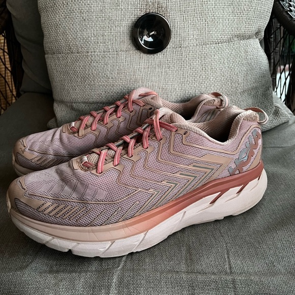 Hoka One One Shoes Hoka X Ov Clifton 4 Wos Sz 1 Poshmark